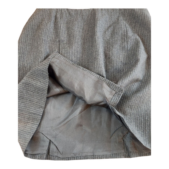 Banana Republic 100% wool pinstripe mini skirt sz 4 lined lightweight charcoal - Picture 5 of 8